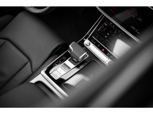 Audi Q7 Pro Line S | Achterbank plus | LED-koplampen | Parkeerhulp plus (voor en achter) ActivLease financial lease