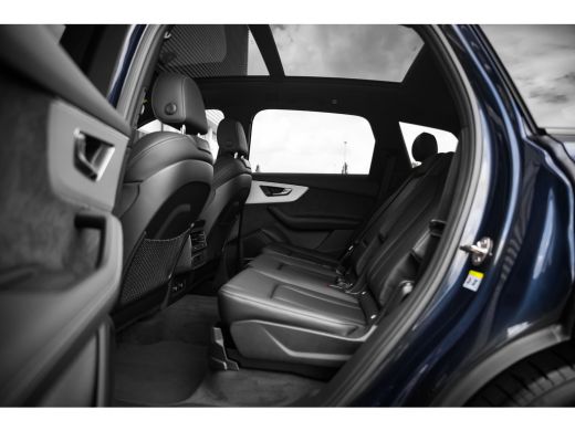 Audi Q7 Pro Line S | Achterbank plus | LED-koplampen | Parkeerhulp plus (voor en achter) ActivLease financial lease