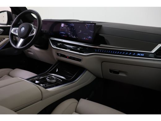 BMW X5 xDrive50e High Executive M Sport Automaat / Panoramadak / Trekhaak / Soft-Close / Stoelventilatie... ActivLease financial lease