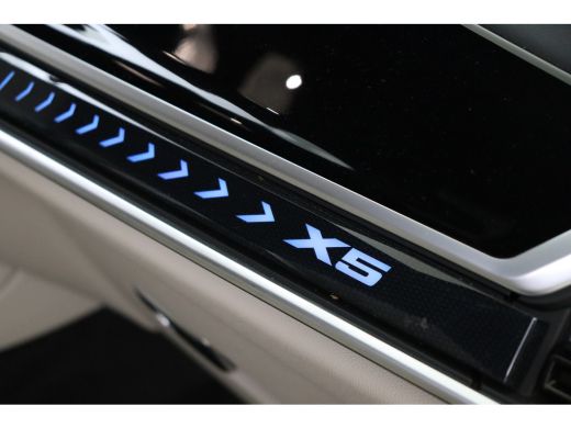BMW X5 xDrive50e High Executive M Sport Automaat / Panoramadak / Trekhaak / Soft-Close / Stoelventilatie... ActivLease financial lease