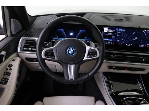 BMW X5 xDrive50e High Executive M Sport Automaat / Panoramadak / Trekhaak / Soft-Close / Stoelventilatie... ActivLease financial lease