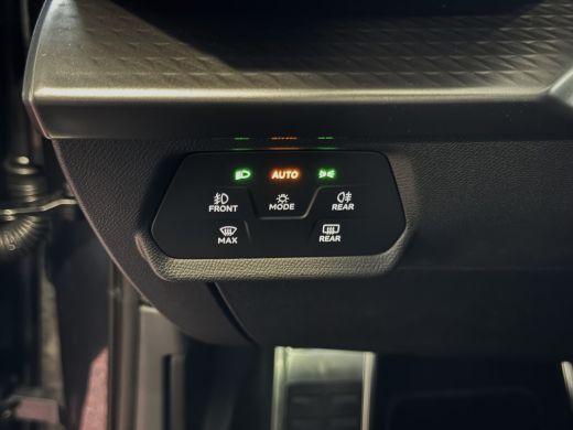 CUPRA Formentor 1.5 TSI 150PK CAMERA ELEK.TREKHAAK  STOEL/STUUR ELEK.KLEP VERW. LED LEER CARPLAY ZWARTE.HEMEL 10/... ActivLease financial lease