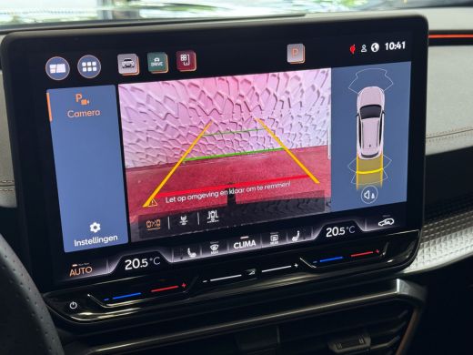 CUPRA Formentor 1.5 TSI 150PK CAMERA ELEK.TREKHAAK  STOEL/STUUR ELEK.KLEP VERW. LED LEER CARPLAY ZWARTE.HEMEL 10/... ActivLease financial lease