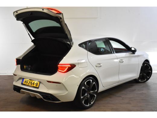 CUPRA Leon 2.0 TSI VZ 300PK DSG PERFORMANCE CAMERA/LEDER/BEATS-AUDIO ActivLease financial lease
