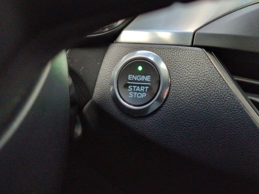 Ford Focus Wagon 1.0 Titanium X | Trekhaak | Camera | Climate Control | Navigatie | Cruise Control ActivLease financial lease