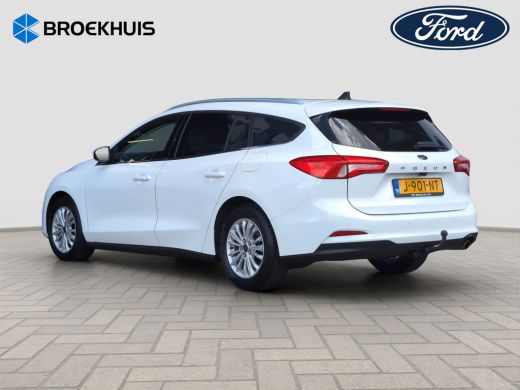 Ford Focus Wagon 1.0 Titanium X | Trekhaak | Camera | Climate Control | Navigatie | Cruise Control ActivLease financial lease