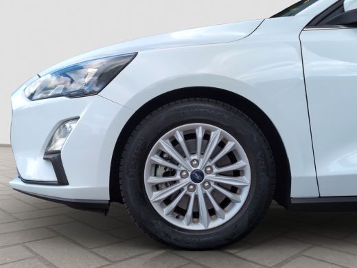 Ford Focus Wagon 1.0 Titanium X | Trekhaak | Camera | Climate Control | Navigatie | Cruise Control ActivLease financial lease