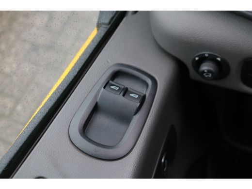 Ford Transit 2.0 TDCI 130pk L3 H2 Airco Imperiaal Trap Trekhaak ActivLease financial lease