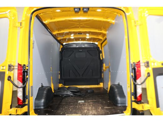 Ford Transit 2.0 TDCI 130pk L3 H2 Airco Imperiaal Trap Trekhaak ActivLease financial lease