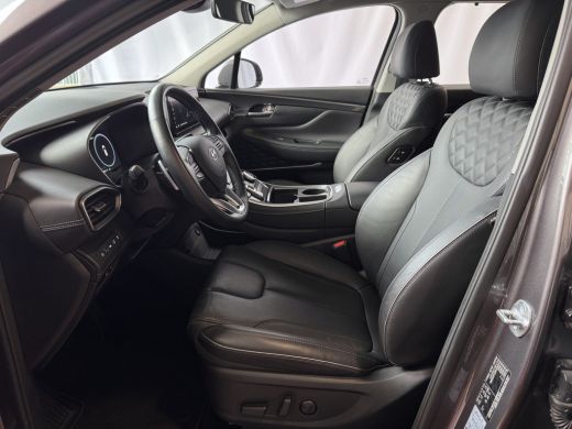 Hyundai Santa Fe 1.6 T-GDI PHEV PREMIUM 7P AWD LEER ELEK.KLEP CAMERA NAVI STOEL/STUUR VERW. PLUG IN HYBRID ActivLease financial lease