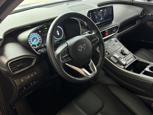 Hyundai Santa Fe 1.6 T-GDI PHEV PREMIUM 7P AWD LEER ELEK.KLEP CAMERA NAVI STOEL/STUUR VERW. PLUG IN HYBRID ActivLease financial lease