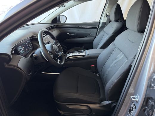 Hyundai Tucson 1.6 T-GDI PHEV 265PK 19''LMV 4WD LED STUUR/STOEL VERW. NAVI ELEK.KLEP 03/2024 PHEV PLUG IN HYBRID... ActivLease financial lease