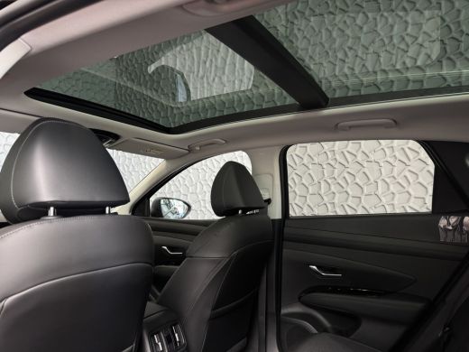 Hyundai Tucson 1.6 T-GDI PHEV SCHUIFDAK ✅GLOEDNIEUW✅ 252PK CAMERA CARPLAY STOELVERW. V+A PLUG IN HYBRIDE - 5 JAA... ActivLease financial lease