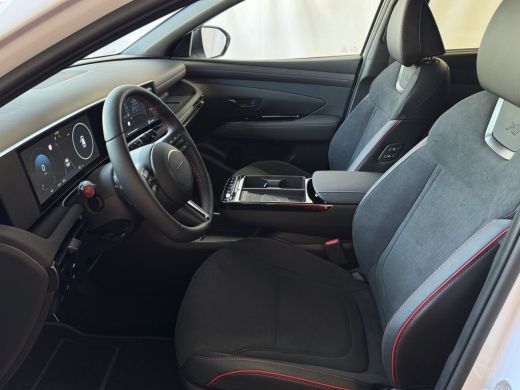 Hyundai Tucson NIEUWE AUTO 1.6 T-GDI PHEV 252PK 4WD N-LINE SKY PANO. 360.CAMERA SMART.PARK ELEK.KLEP ELEK.STOEL/... ActivLease financial lease