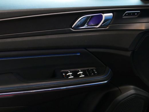 Lynk & Co 01 1.5 261 PK 360.CAM 3990 KM!PANORAMA CARPLAY PHEV 2023 4 JAAR GARANTIE Plug-in Hybrid PHEV ActivLease financial lease