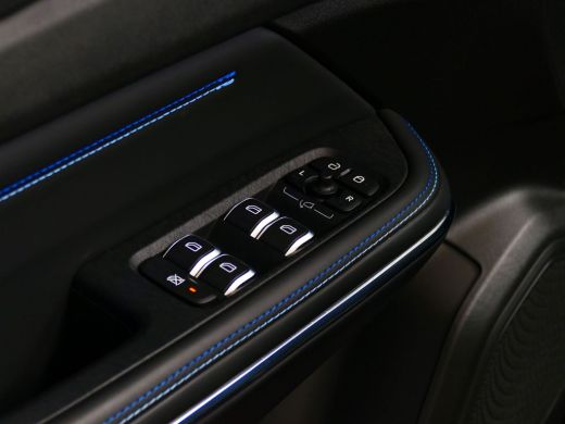 Lynk & Co 01 1.5 261 PK 360.CAM 3990 KM!PANORAMA CARPLAY PHEV 2023 4 JAAR GARANTIE Plug-in Hybrid PHEV ActivLease financial lease