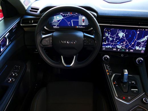 Lynk & Co 01 1.5 261 PK 360.CAM 3990 KM!PANORAMA CARPLAY PHEV 2023 4 JAAR GARANTIE Plug-in Hybrid PHEV ActivLease financial lease