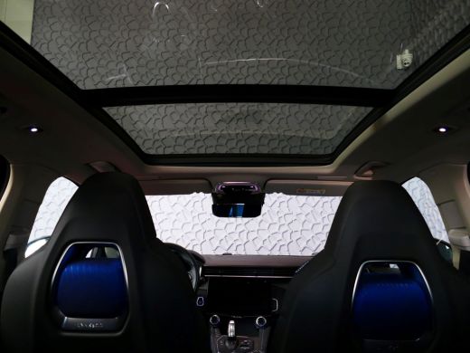 Lynk & Co 01 1.5 261 PK 360.CAM 3990 KM!PANORAMA CARPLAY PHEV 2023 4 JAAR GARANTIE Plug-in Hybrid PHEV ActivLease financial lease