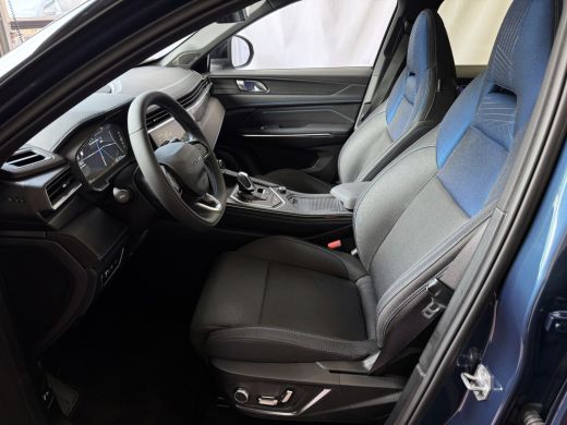 Lynk & Co 01 2025  / STUUR/STOEL VERW. 1.5 261 PK ZWARTE HEMEL 360CAM 4 JAAR GARANTIE PHEV Plug-in Hybrid More ActivLease financial lease