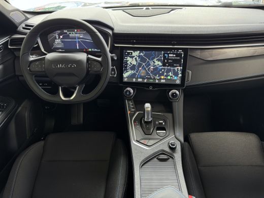 Lynk & Co 01 2025  / STUUR/STOEL VERW. 1.5 261 PK ZWARTE HEMEL 360CAM 4 JAAR GARANTIE PHEV Plug-in Hybrid More ActivLease financial lease