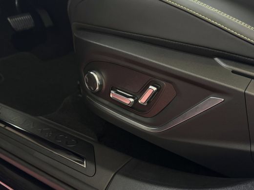 Lynk & Co 01 MORE 276PK 4 CYL NIEUWSTE MODEL HARMAN KARDON LEDER PANO. 15'4 INCH NAVI 360.CAM 20''LMV  ELEK.ST... ActivLease financial lease