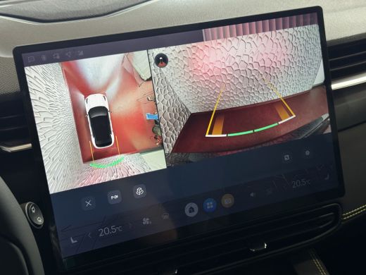 Lynk & Co 01 MORE 276PK 4 CYL NIEUWSTE MODEL HARMAN KARDON LEDER PANO. 15'4 INCH NAVI 360.CAM 20''LMV  ELEK.ST... ActivLease financial lease