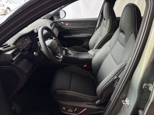 Lynk & Co 01 MORE 276PK NIEUWSTE MODEL HARMAN KARDON LEDER PANO. 15'4 INCH NAVI 360.CAM 20''LMV  ELEK.STOEL/GE... ActivLease financial lease