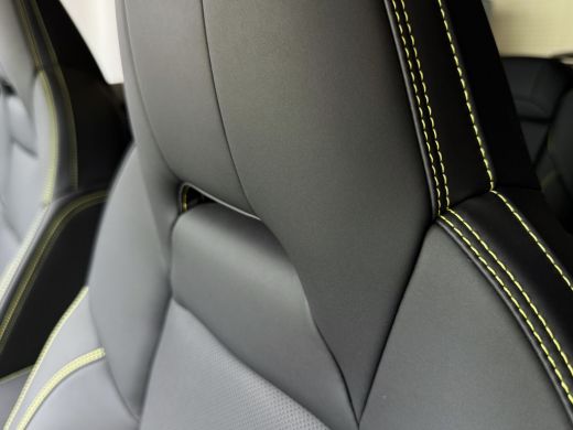 Lynk & Co 01 MORE 276PK NIEUWSTE MODEL HARMAN KARDON LEDER PANO. 15'4 INCH NAVI 360.CAM 20''LMV  ELEK.STOEL/GE... ActivLease financial lease