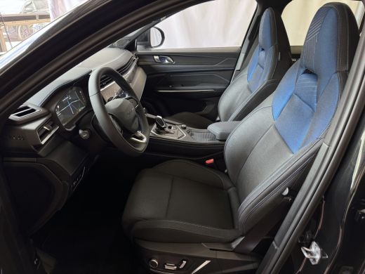 Lynk & Co 01 ✅ NIEUWE AUTO ✅ /  STUUR/STOEL VERW. 1.5 261 PK ZWARTE HEMEL 360CAM 4 JAAR GARANTIE PHEV Plug-in ... ActivLease financial lease