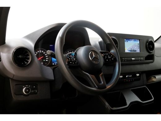 Mercedes-Benz Sprinter 319 CDI 3.0 V6 190pk 7G Automaat L2H2 Airco/Navi/Camera 08-2021 ActivLease financial lease