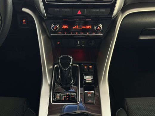 Mitsubishi Eclipse Cross 2.4 PHEV EXECUTIVE STOEL/STUUR/ACHTERBANK.VERW 360CAM ADAP.CRUISE AWD 4X4 Plug in Hybrid PHEV ActivLease financial lease
