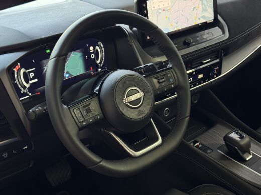 Nissan QASHQAI 1.3 MHEV 160PK TEKNA PLUS BOSE 20''LMV LEER ALCANTARA PANO MASSAGE BOSE STOEL/STUUR/RUIT VERW MAT... ActivLease financial lease