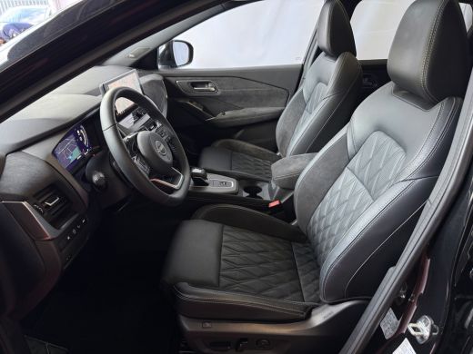 Nissan QASHQAI 1.3 MHEV 160PK TEKNA PLUS BOSE 20''LMV LEER ALCANTARA PANO MASSAGE BOSE STOEL/STUUR/RUIT VERW MAT... ActivLease financial lease