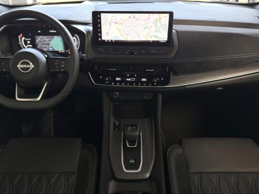 Nissan QASHQAI 1.3 MHEV 160PK TEKNA PLUS BOSE 20''LMV LEER ALCANTARA PANO MASSAGE BOSE STOEL/STUUR/RUIT VERW MAT... ActivLease financial lease