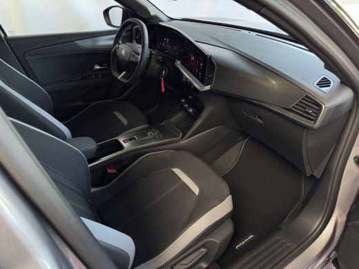 Opel Mokka 1.2 TURBO 130PK GS LINE / BLACK PACK 360.CAM 03/2025 CAPRLAY STOEL/STUUR VERW CAMERA ActivLease financial lease