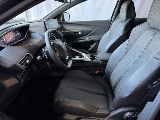 Peugeot 3008 130PK ALLURE LEER I-COCKPIT LED CARPLAY EUROPA.NAVI ELEK.KLEP CAMERA ADAP.CRUISE ZWARTE HEMEL. 20... ActivLease financial lease