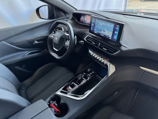 Peugeot 3008 130PK ALLURE LEER I-COCKPIT LED CARPLAY EUROPA.NAVI ELEK.KLEP CAMERA ADAP.CRUISE ZWARTE HEMEL. 20... ActivLease financial lease