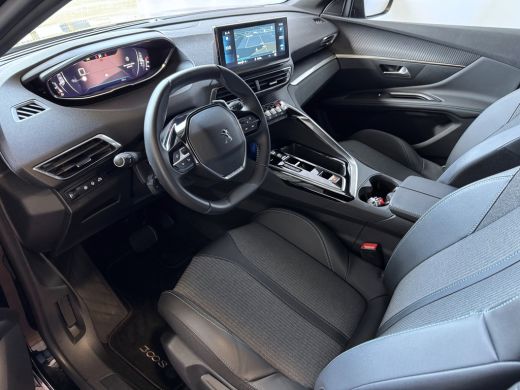 Peugeot 3008 130PK ALLURE LEER I-COCKPIT LED CARPLAY EUROPA.NAVI ELEK.KLEP CAMERA ADAP.CRUISE ZWARTE HEMEL. 20... ActivLease financial lease