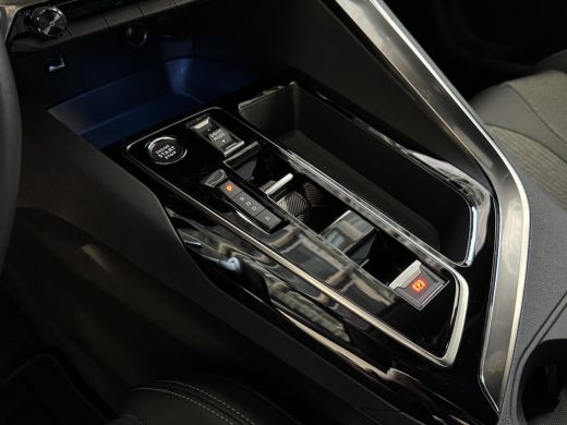 Peugeot 3008 1.6 HYBRID PHEV ALLURE PACK CARPLAY NAVI CAMERA BLINDSPOT Plug in Hybrid ActivLease financial lease