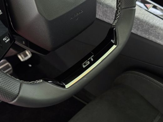 Peugeot 5008 1.2 HYBRID 145 GT GLAZENDAK 7PERS STOEL/STUUR VERW. ELEK.KLEP LED 7P 7 Persoons ActivLease financial lease