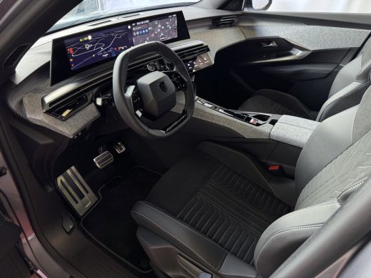 Peugeot 5008 1.2 HYBRID 145e ✅NIEUWE AUTO✅ 7PERS AFN.TREKHAAK GT LINE AUT. CARPLAY NAVI STOELVERW KEYLESS 7P 7... ActivLease financial lease
