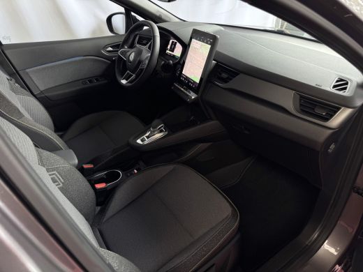 Renault Captur 1.3 MILD HYBRID 160 TECHNO CAMERA 18''LMV STOEL/STUUR .VERW PURE VISION LED 10'' R-LINK NAVI 2025... ActivLease financial lease