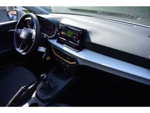 Seat Ibiza TSI 95PK BUSINESS STYLE VIRTUAL/NAVI/CARPLAY ActivLease financial lease