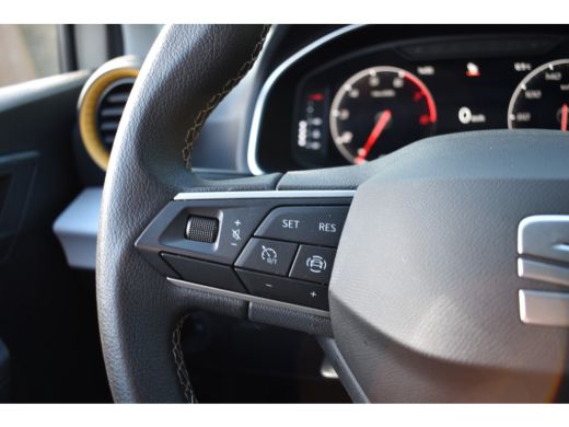 Seat Ibiza TSI 95PK BUSINESS STYLE VIRTUAL/NAVI/CARPLAY ActivLease financial lease