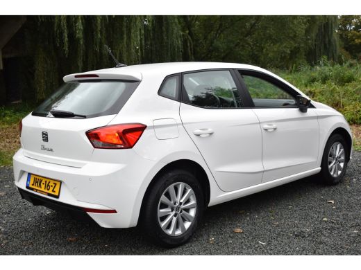 Seat Ibiza TSI 95PK BUSINESS STYLE VIRTUAL/NAVI/CARPLAY ActivLease financial lease