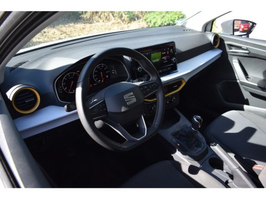 Seat Ibiza TSI 95PK BUSINESS STYLE VIRTUAL/NAVI/CARPLAY ActivLease financial lease