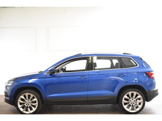 Skoda Karoq 1.5 TSI 150PK ACT BUSINESS EDITION PLUS CAMERA/NAVI/TREKHAAK ActivLease financial lease