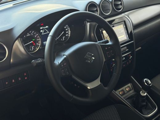 Suzuki Vitara 1.4 HYBRID SELECT SMART HYBRID CARPLAY NAVI CAMERA STOELVERW. 07/2025 ActivLease financial lease
