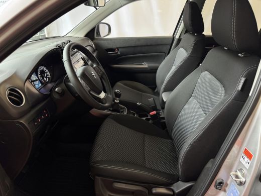 Suzuki Vitara 1.4 HYBRID SELECT SMART HYBRID CARPLAY NAVI CAMERA STOELVERW. 07/2025 ActivLease financial lease