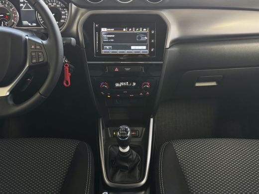 Suzuki Vitara 1.4 HYBRID SELECT SMART HYBRID CARPLAY NAVI CAMERA STOELVERW. 07/2025 ActivLease financial lease